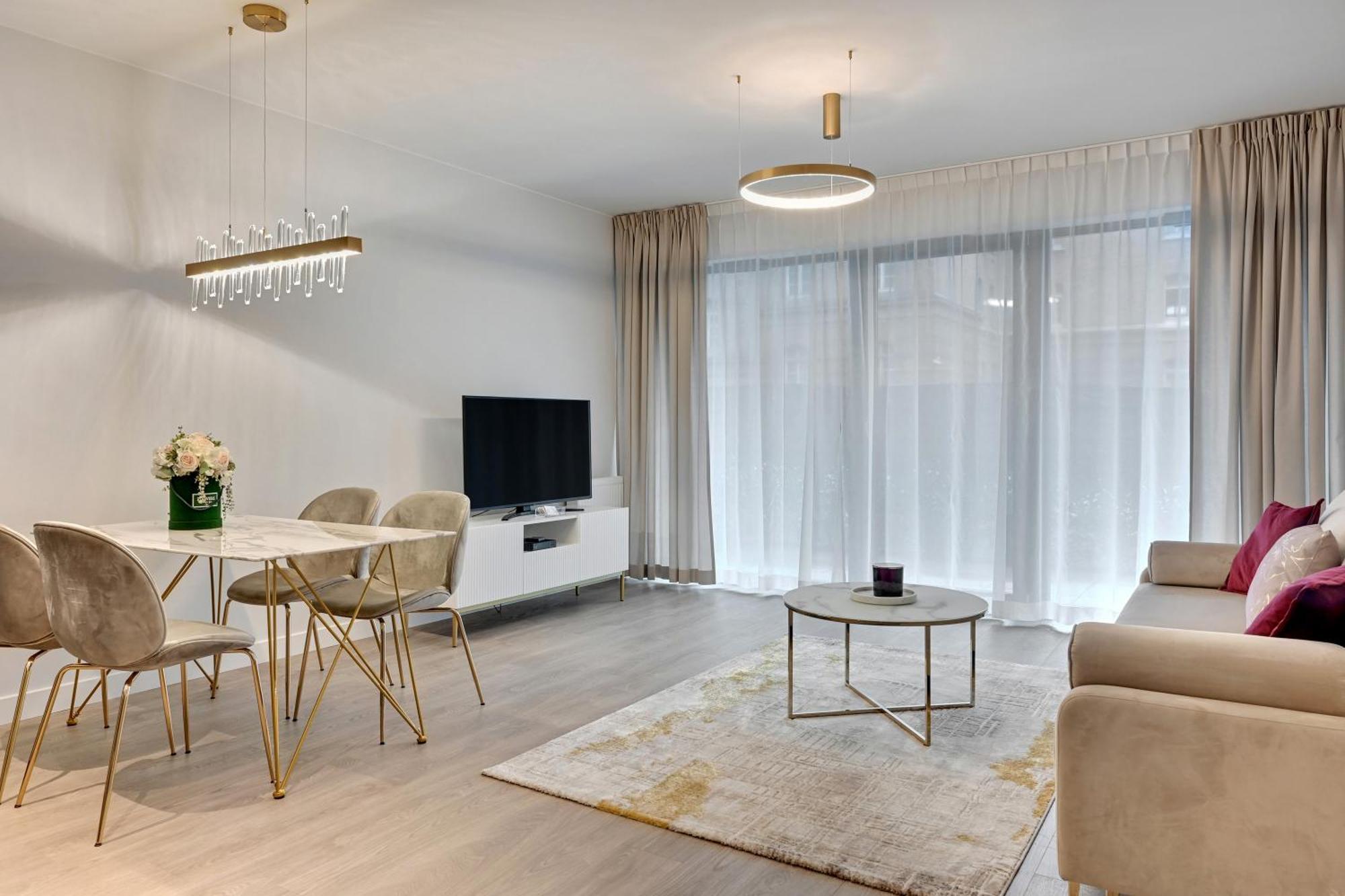 Scala Center Premium With Parking By Lion Apartment Danzig